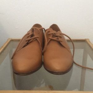 Madewell Classic Oxford leather